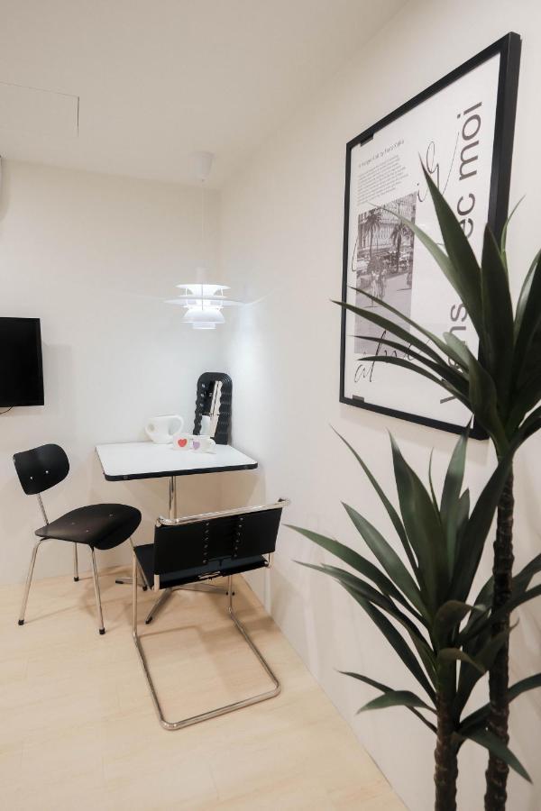 七七漫旅 Seven77 Apartamento Tainan Exterior foto